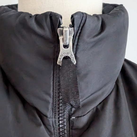 Lands End Black Down Filled Puffer Vest Size Small - Picture 6 of 10
